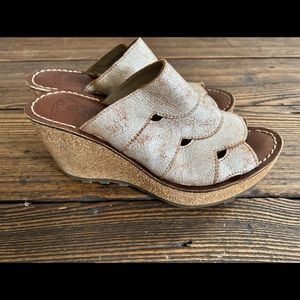Fly London wedge slides